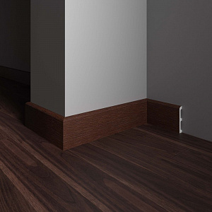 Плинтус DECOR-DIZAYN 706-82SH 